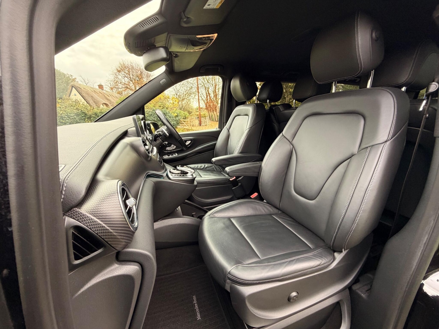 Used Mercedes-Benz V-Class 2017 for sale - 76550176: Photo 21