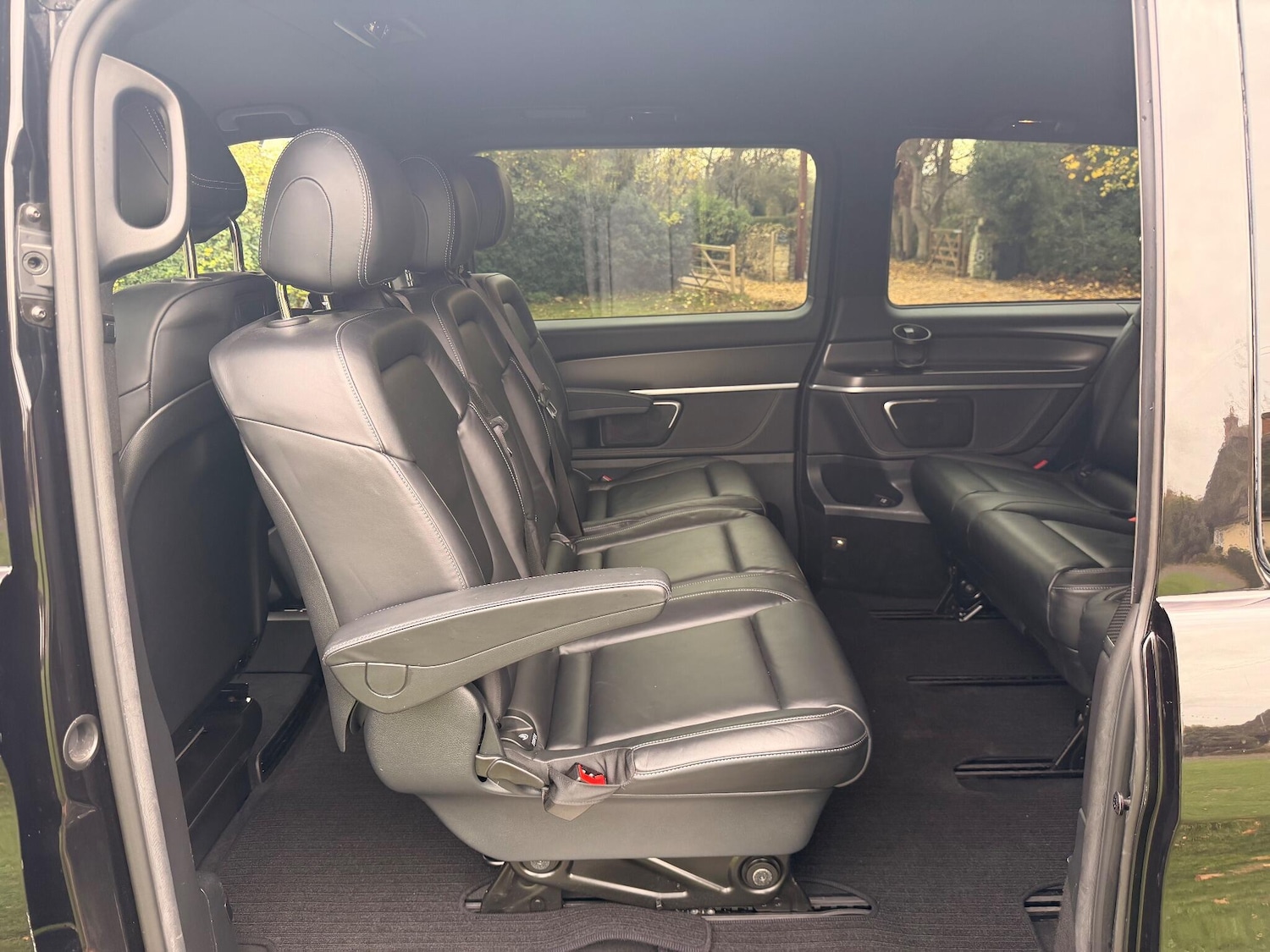 Used Mercedes-Benz V-Class 2017 for sale - 76550176: Photo 22