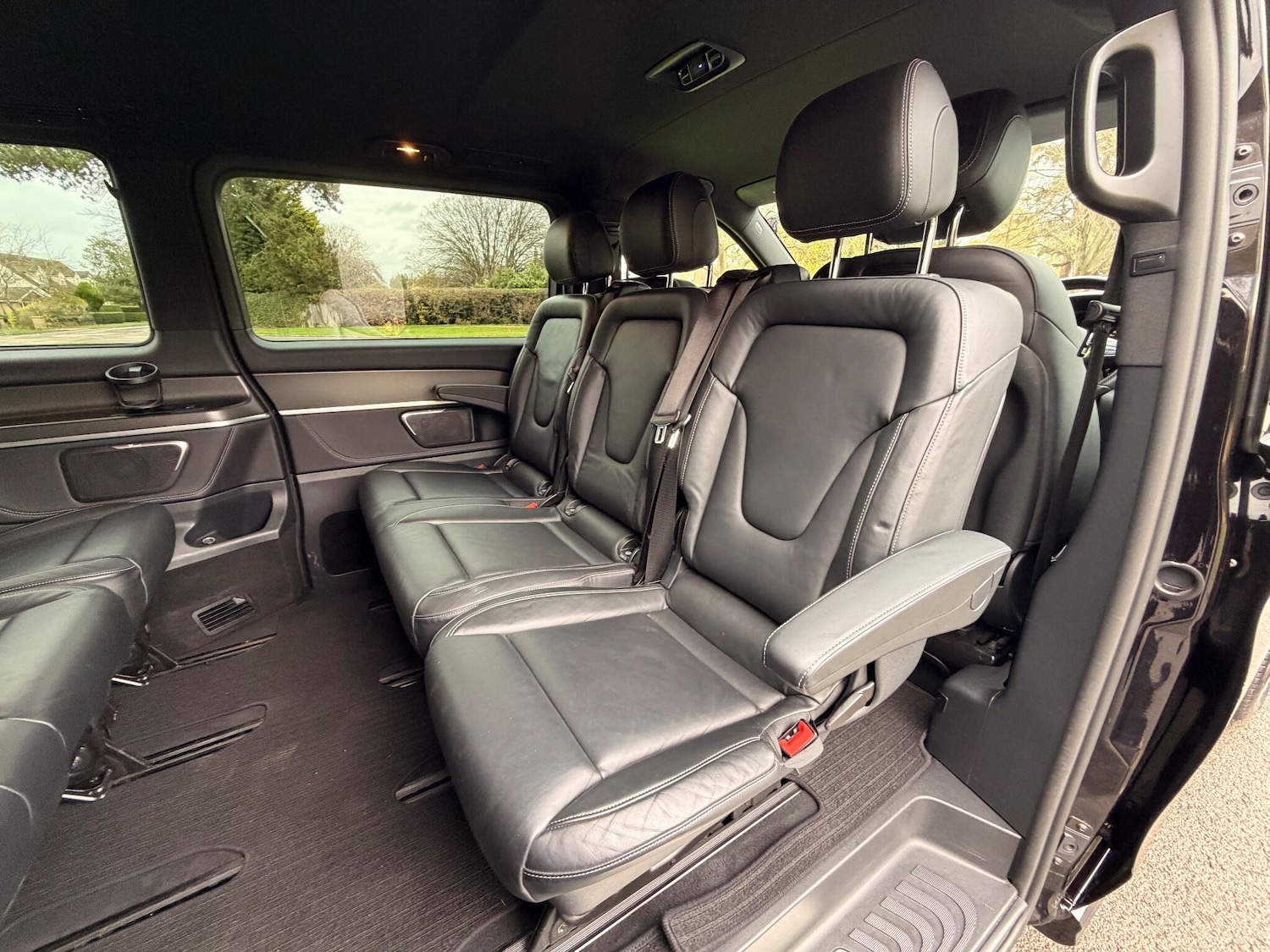 Used Mercedes-Benz V-Class 2017 for sale - 76550176: Photo 26