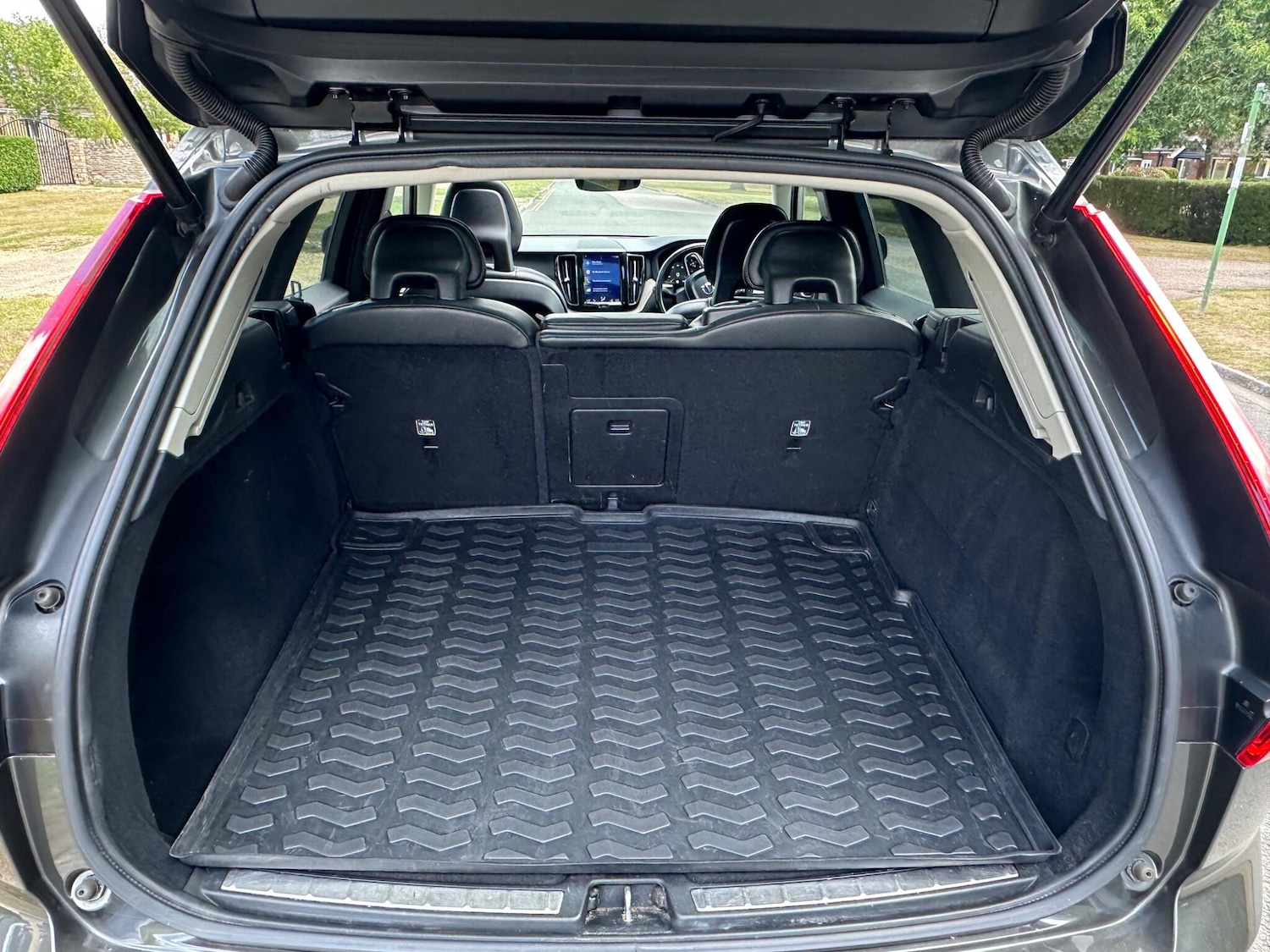 Used Volvo XC60 2018 for sale - 75311814: Photo 16