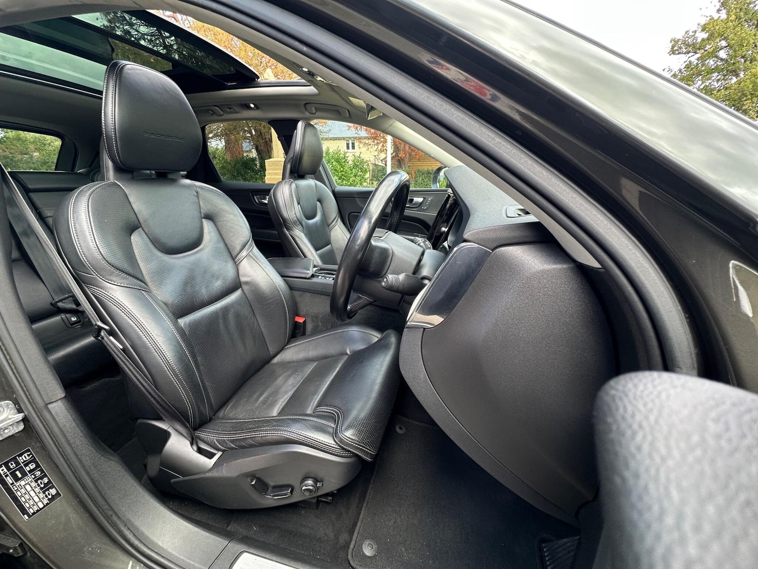 Used Volvo XC60 2018 for sale - 75311814: Photo 19