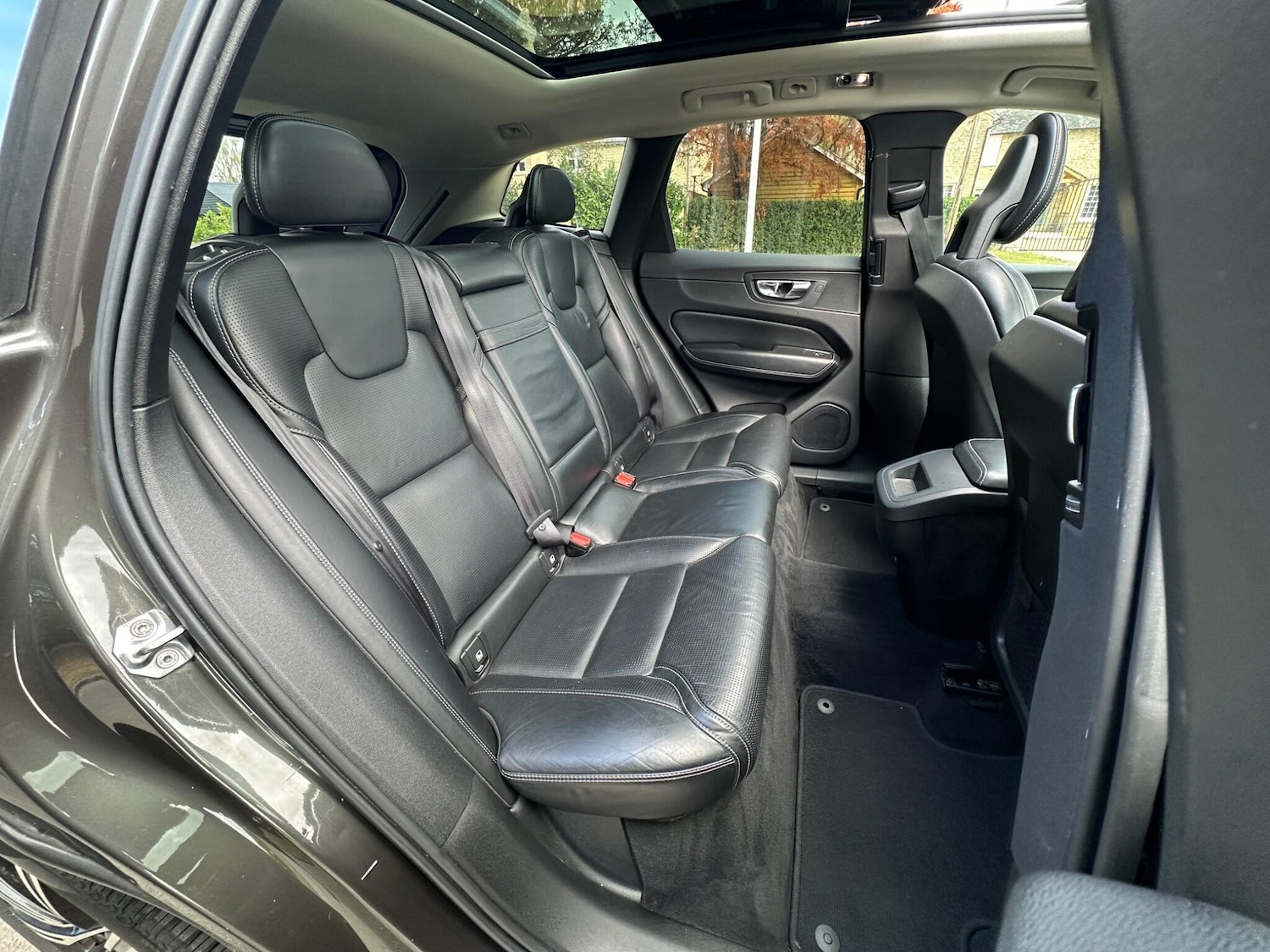 Used Volvo XC60 2018 for sale - 75311814: Photo 25