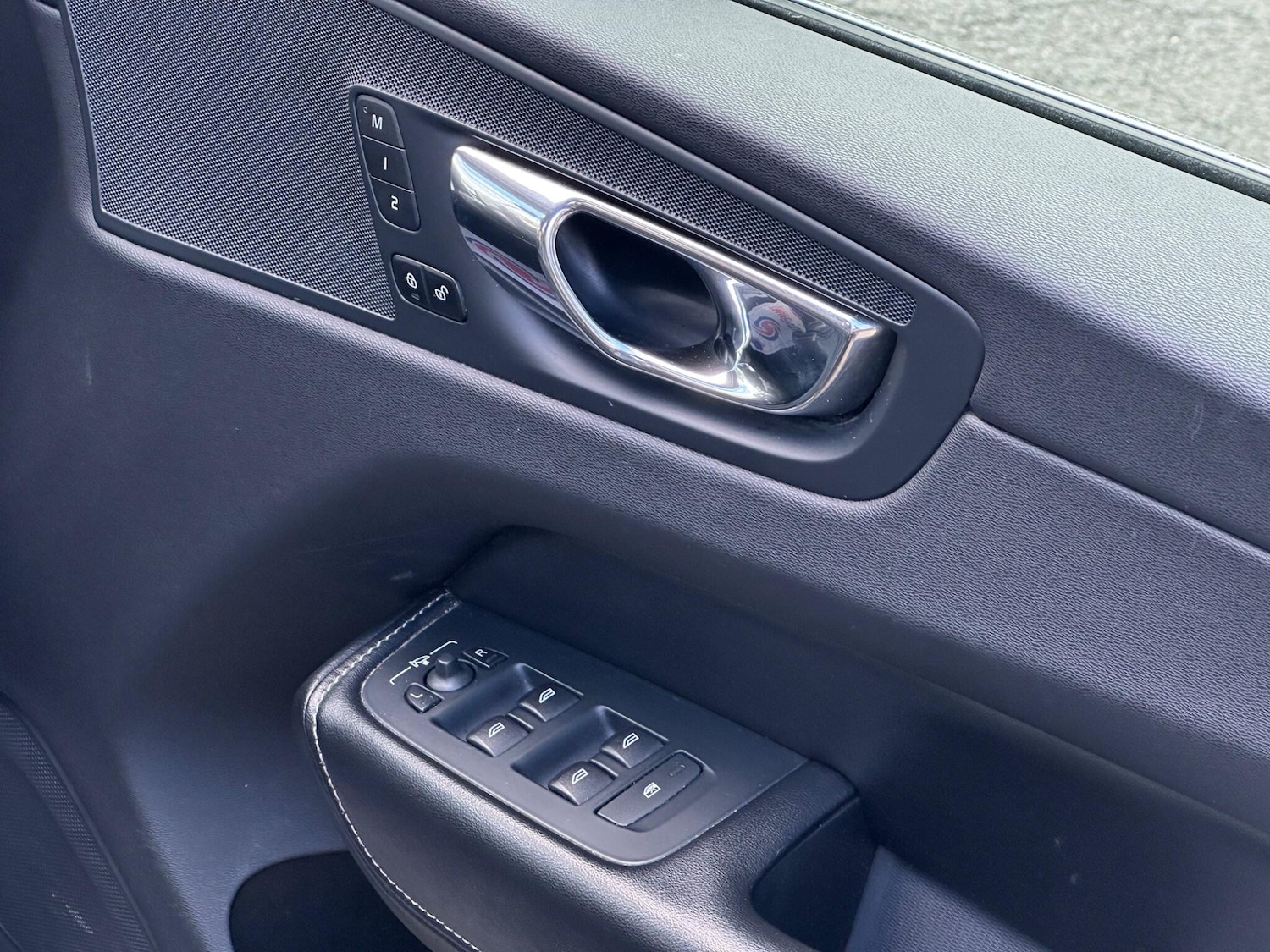 Used Volvo XC60 2018 for sale - 75311814: Photo 26