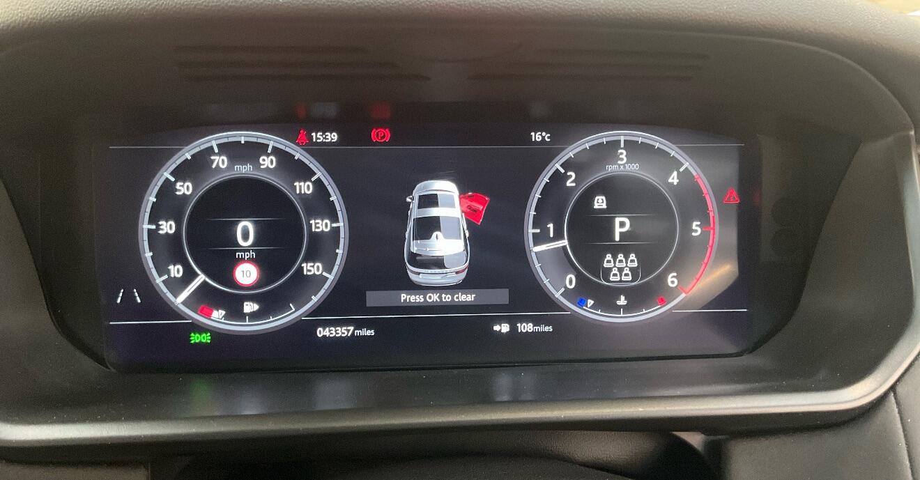 Used Land Rover Discovery 2019 for sale - 76561844: Photo 11