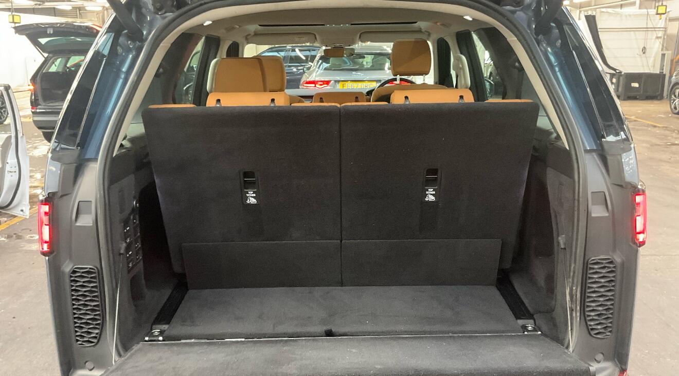 Used Land Rover Discovery 2019 for sale - 76561844: Photo 12