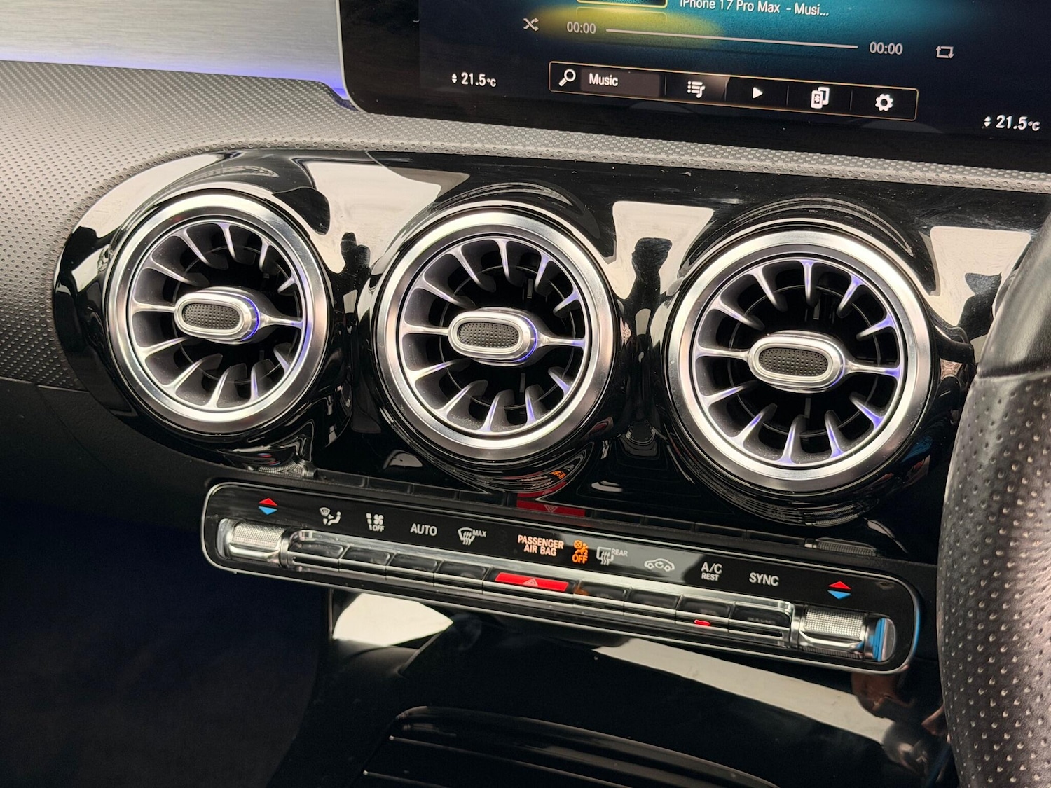 Used Mercedes-Benz A-Class 2019 for sale - 76282804: Photo 34