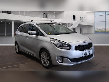 Used Kia Carens 2016 for sale - 75906083: Photo