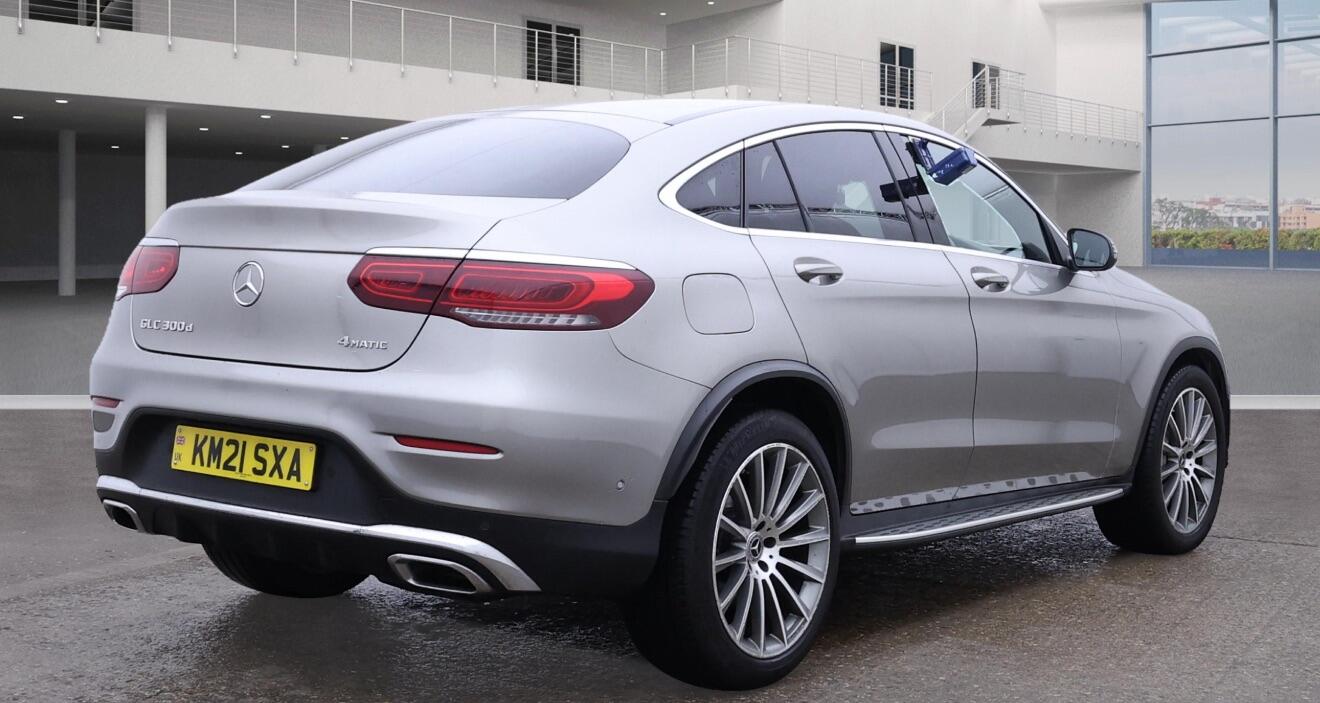 Used Mercedes-Benz GLC 2021 for sale - 76498680: Photo 3