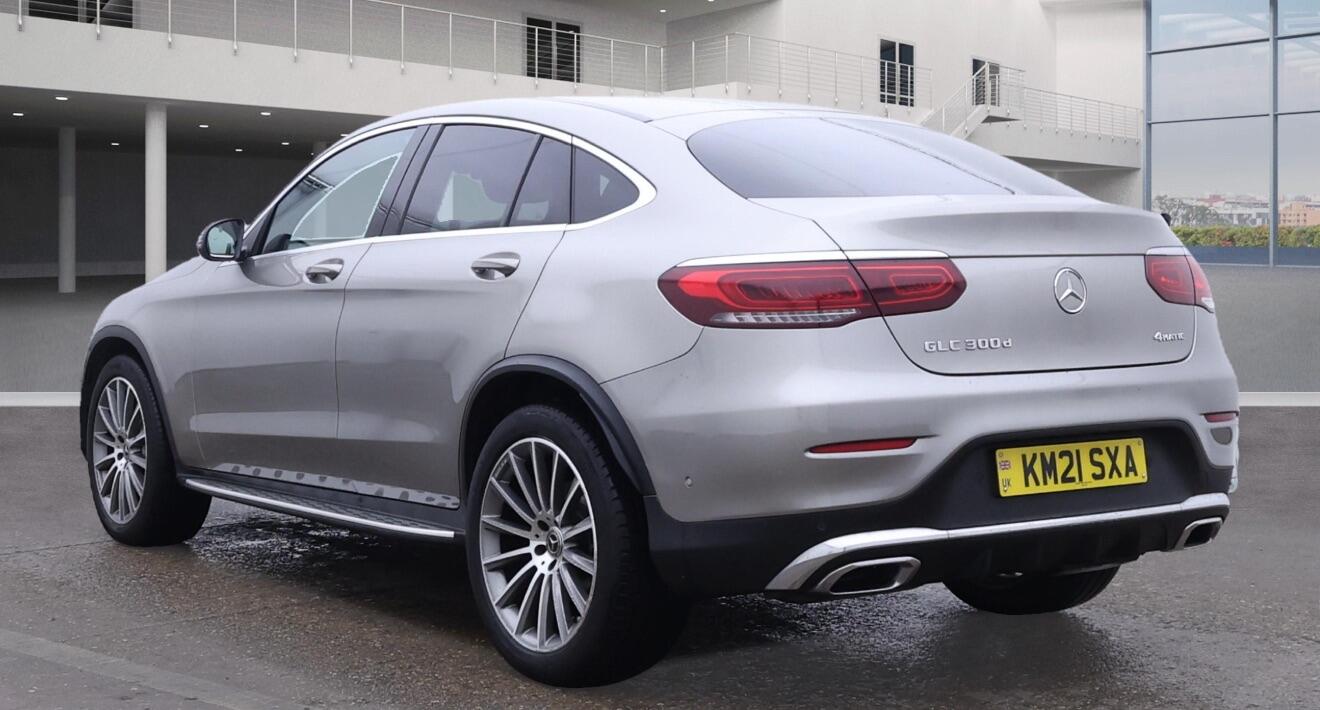 Used Mercedes-Benz GLC 2021 for sale - 76498680: Photo 4