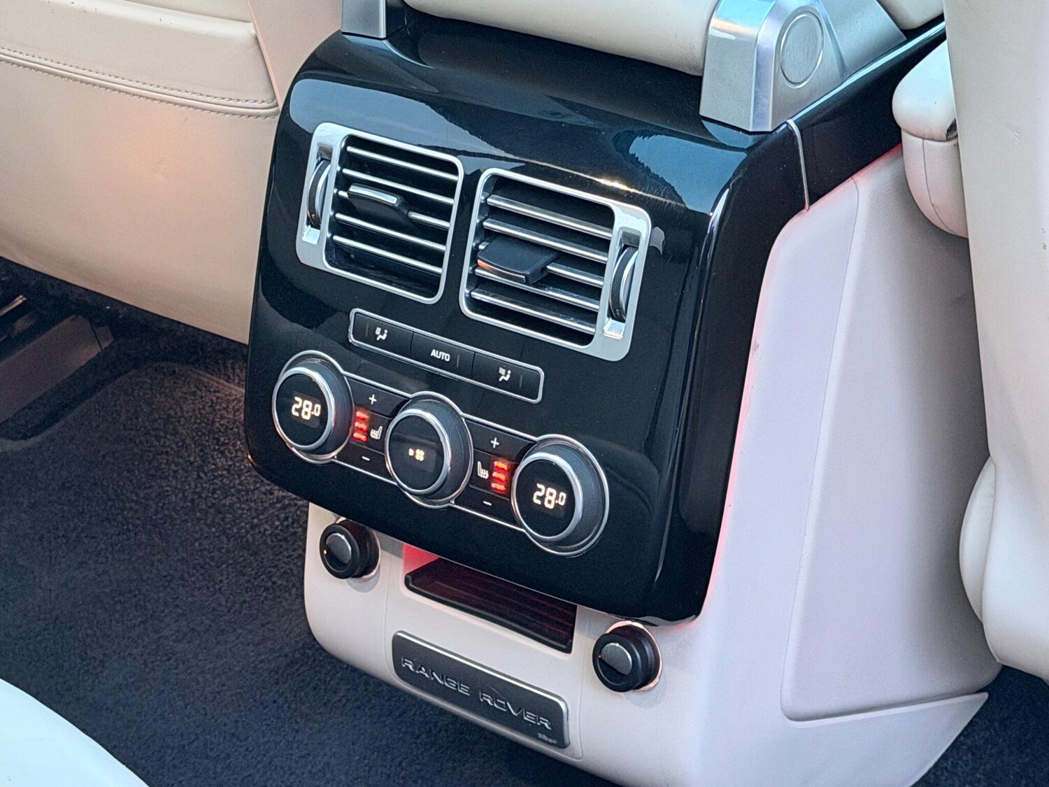 Used Land Rover Range Rover 2015 for sale - 77315474: Photo 24
