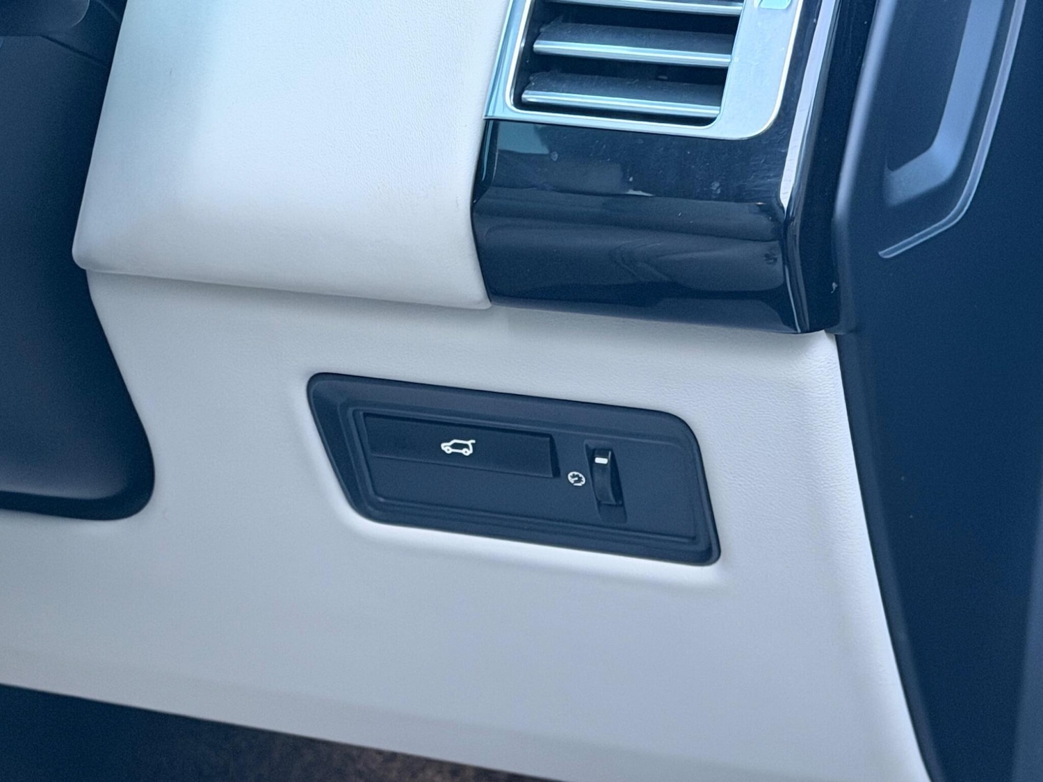 Used Land Rover Range Rover 2015 for sale - 77315474: Photo 29