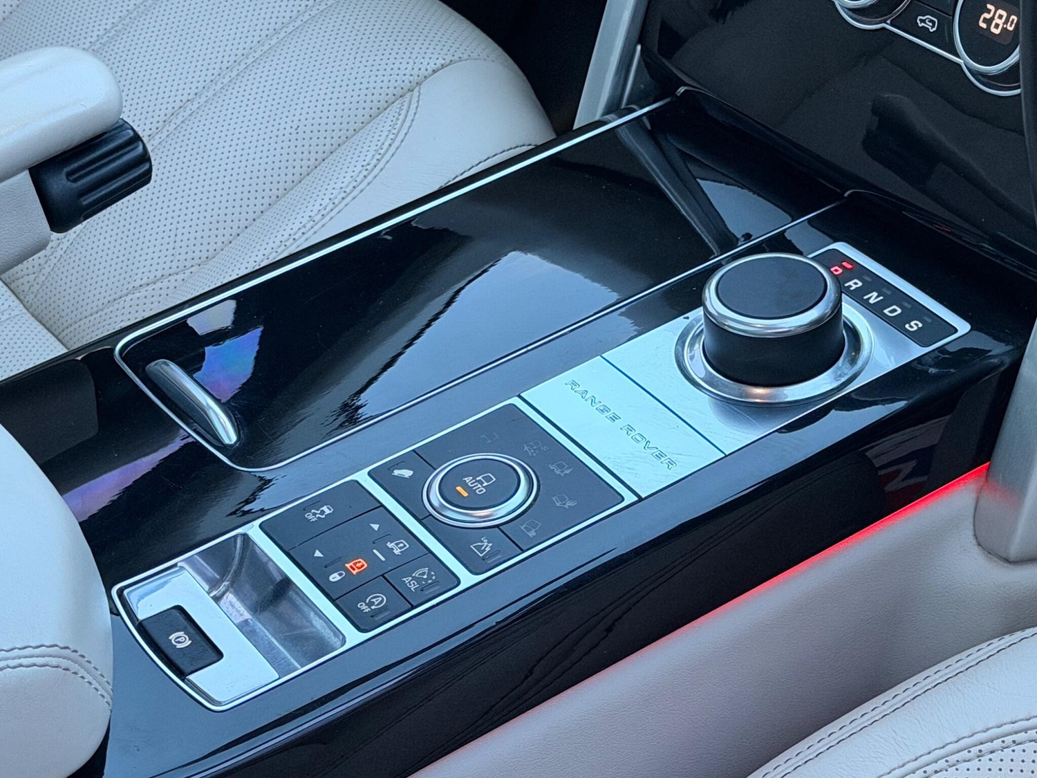 Used Land Rover Range Rover 2015 for sale - 77315474: Photo 34