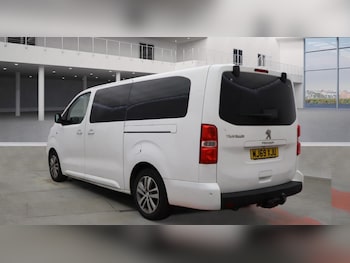Used Peugeot Traveller 2019 for sale - 76994267: Photo