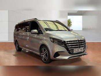 Used Mercedes-Benz V-Class 2025 for sale - 79374286: Photo