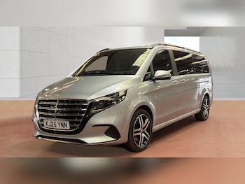 Used Mercedes-Benz V-Class 2025 for sale - 79374286: Photo