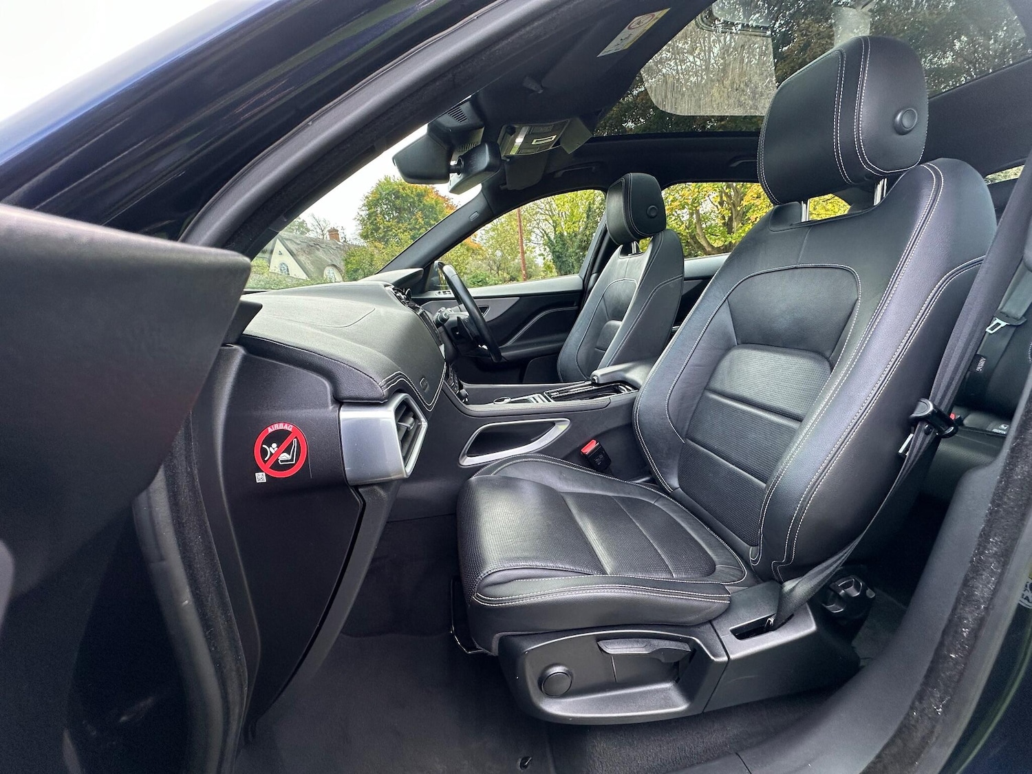 Used Jaguar F-Pace 2017 for sale - 76550409: Photo 17