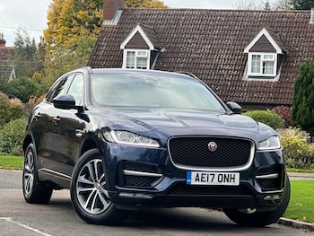 Used Jaguar F-Pace 2017 for sale - 76550409: Photo