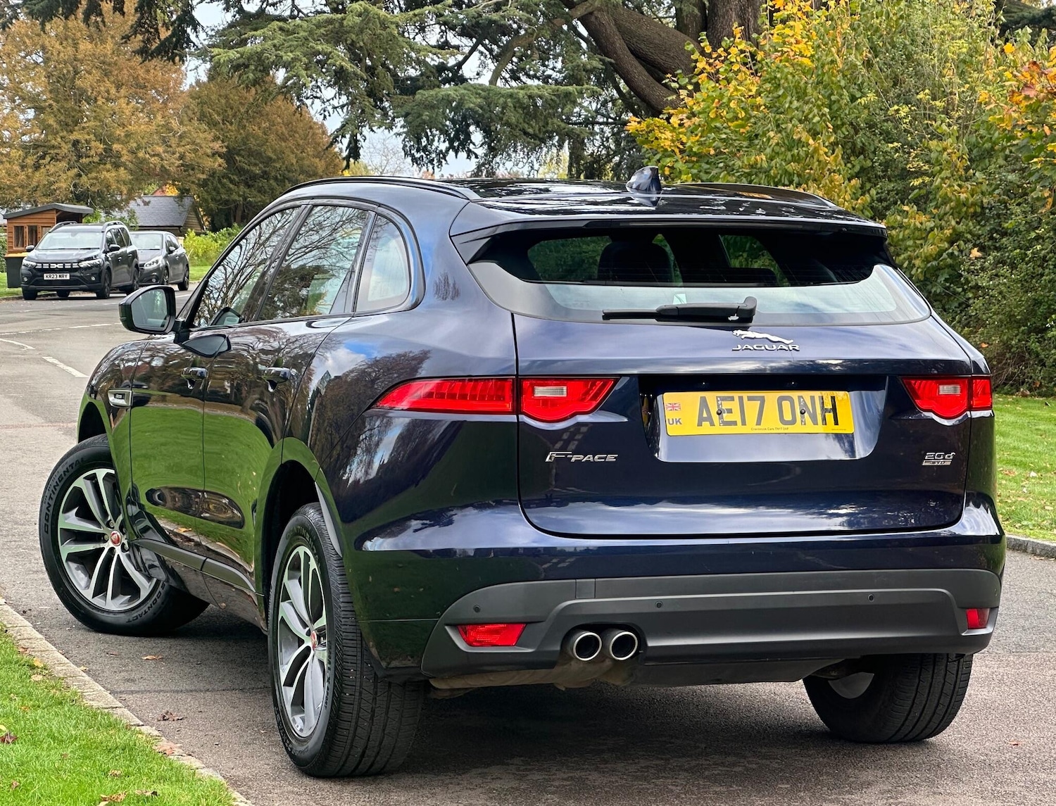 Used Jaguar F-Pace 2017 for sale - 76550409: Photo 2