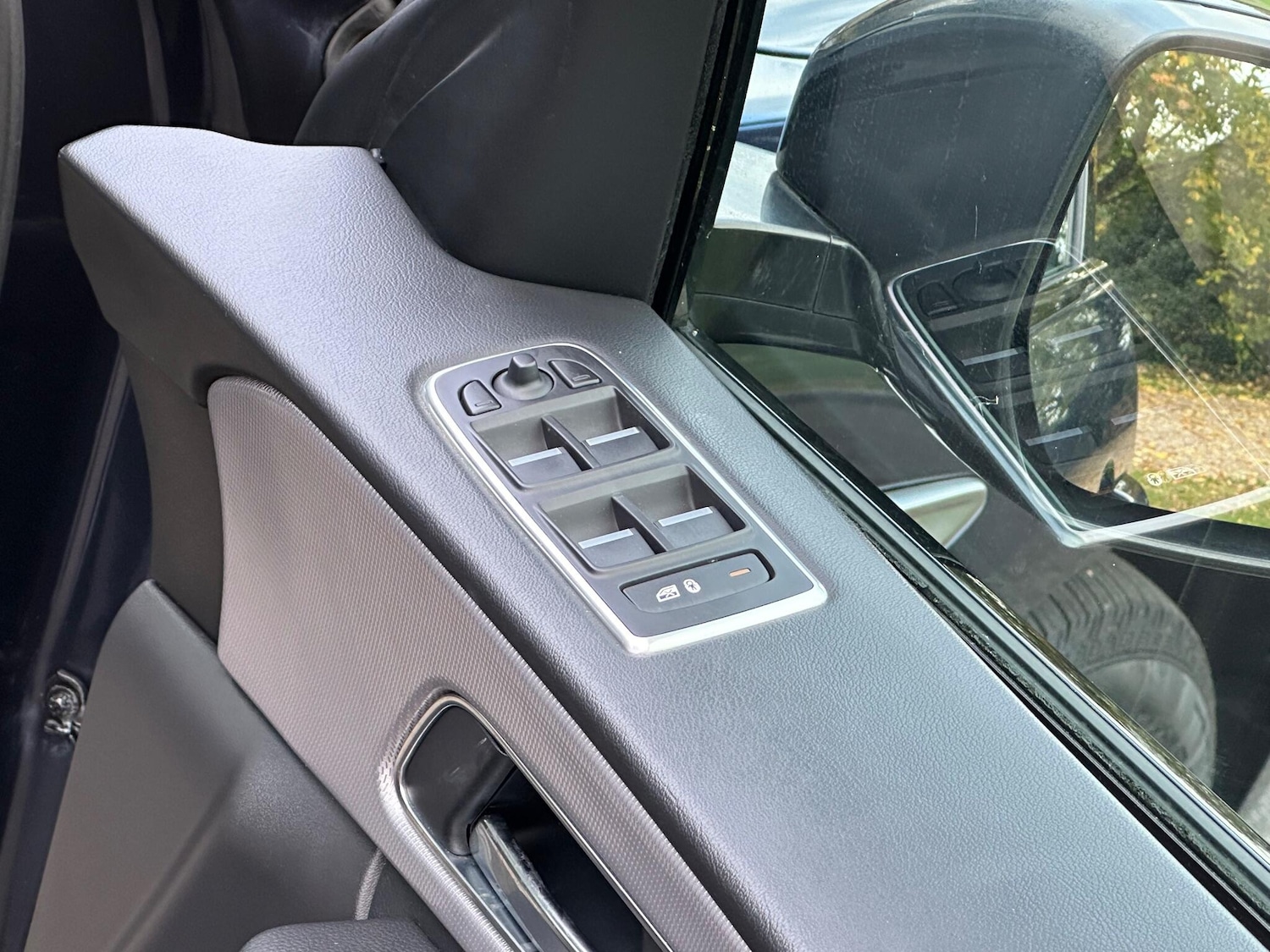 Used Jaguar F-Pace 2017 for sale - 76550409: Photo 23