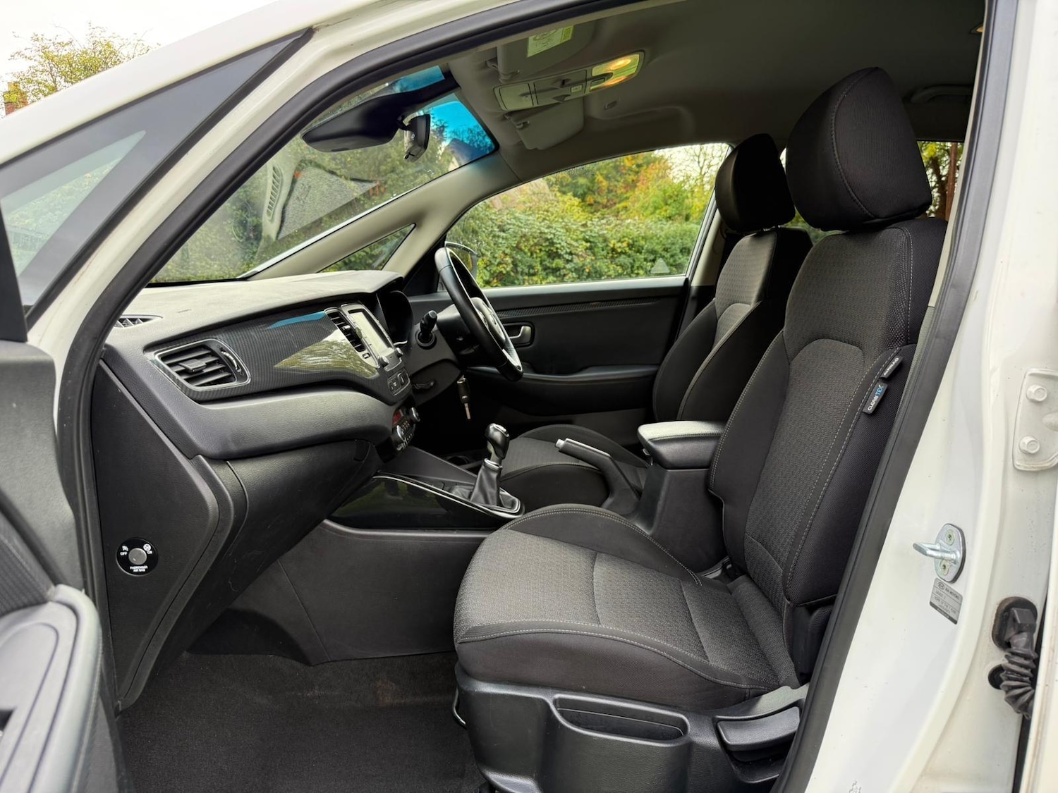 Used Kia Carens 2018 for sale - 76336932: Photo 11