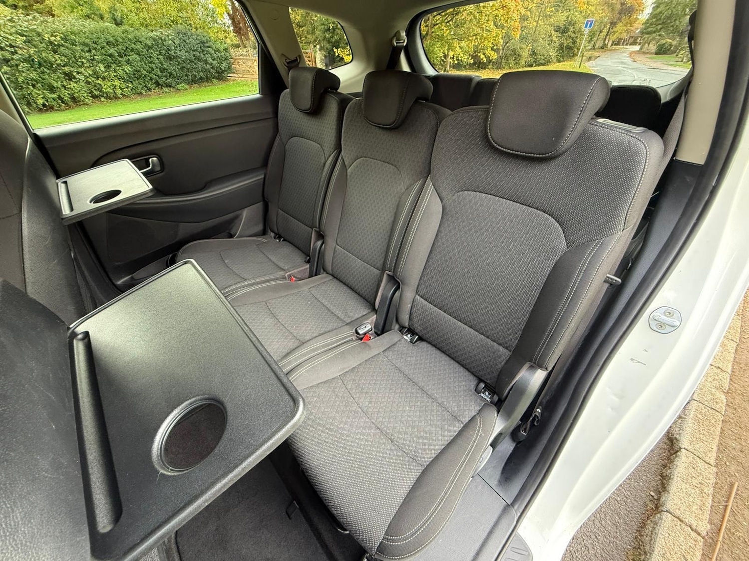 Used Kia Carens 2018 for sale - 76336932: Photo 15