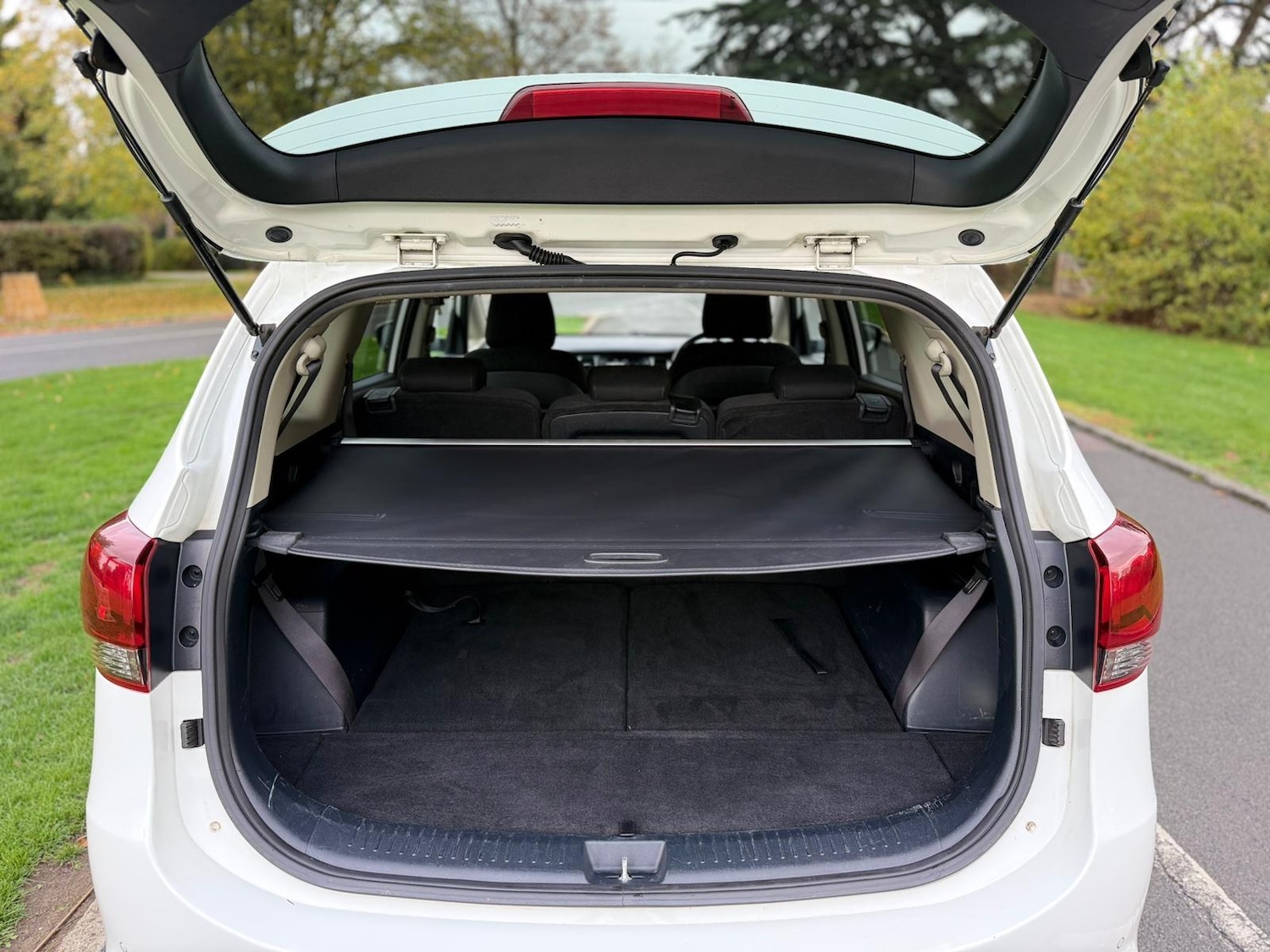 Used Kia Carens 2018 for sale - 76336932: Photo 21