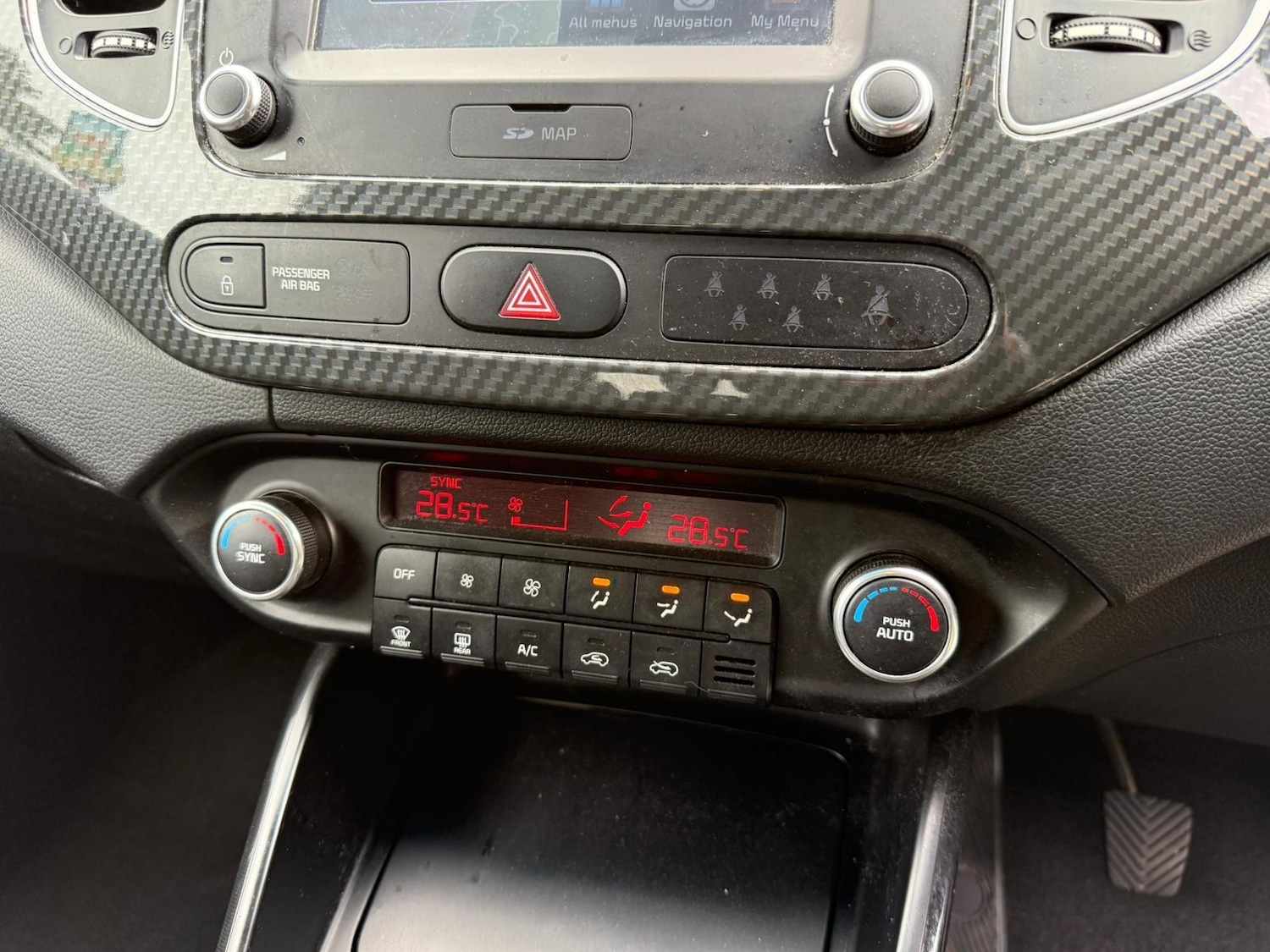 Used Kia Carens 2018 for sale - 76336932: Photo 26