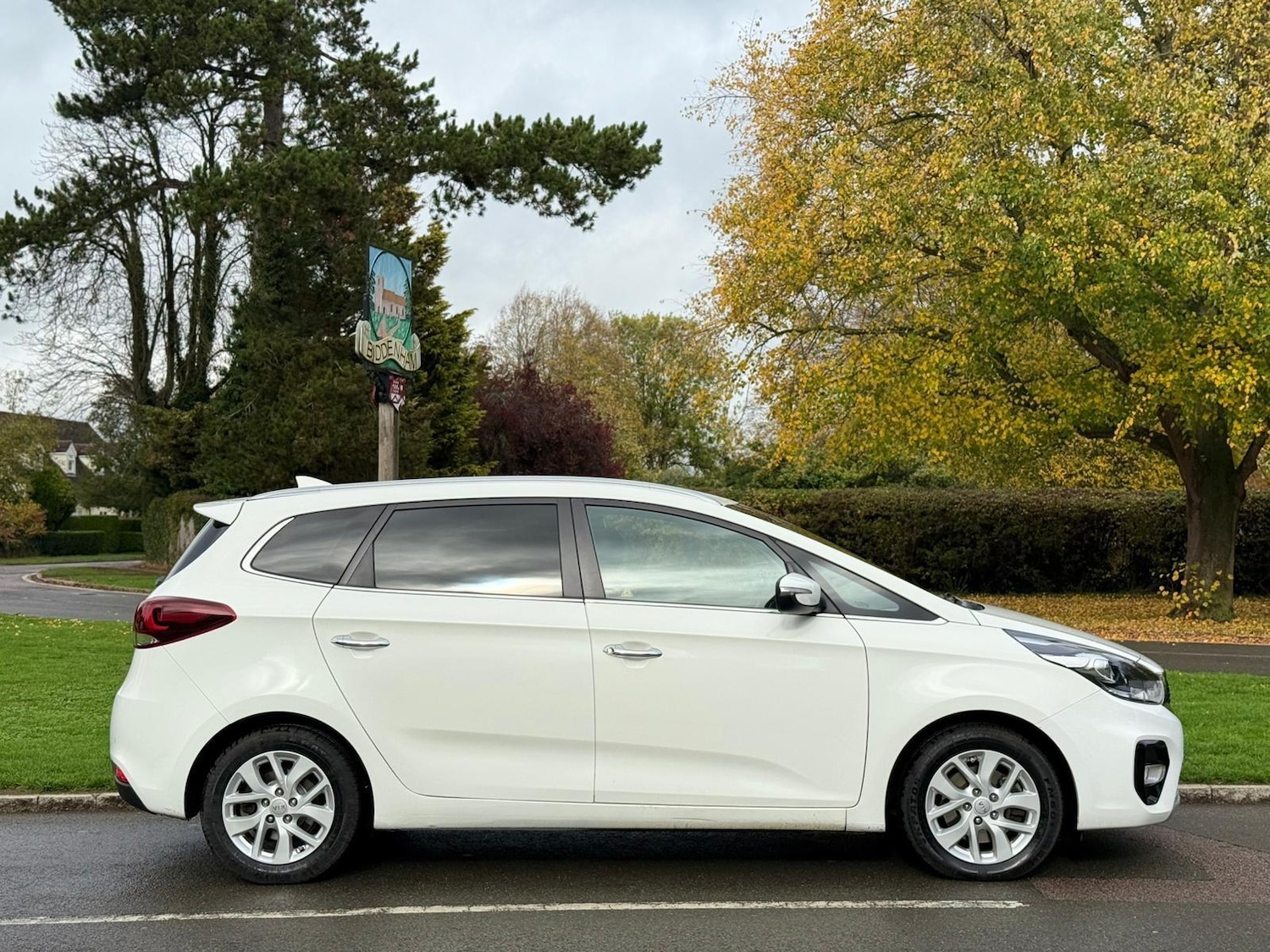 Used Kia Carens 2018 for sale - 76336932: Photo 8
