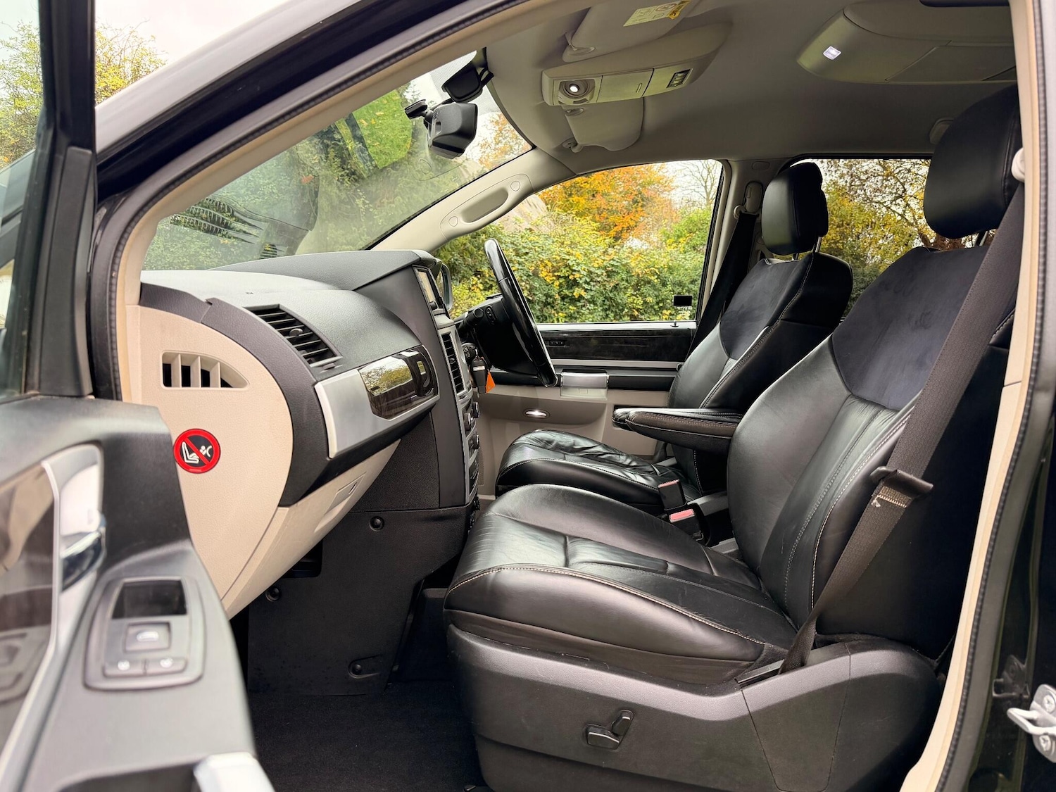 Used Chrysler Grand Voyager 2014 for sale - 76425253: Photo 11