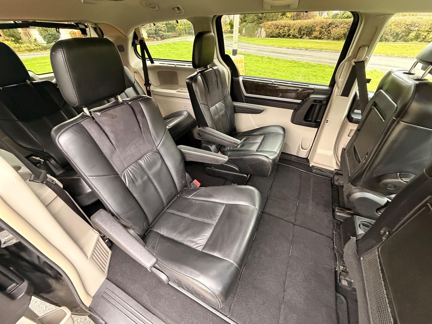 Used Chrysler Grand Voyager 2014 for sale - 76425253: Photo 14