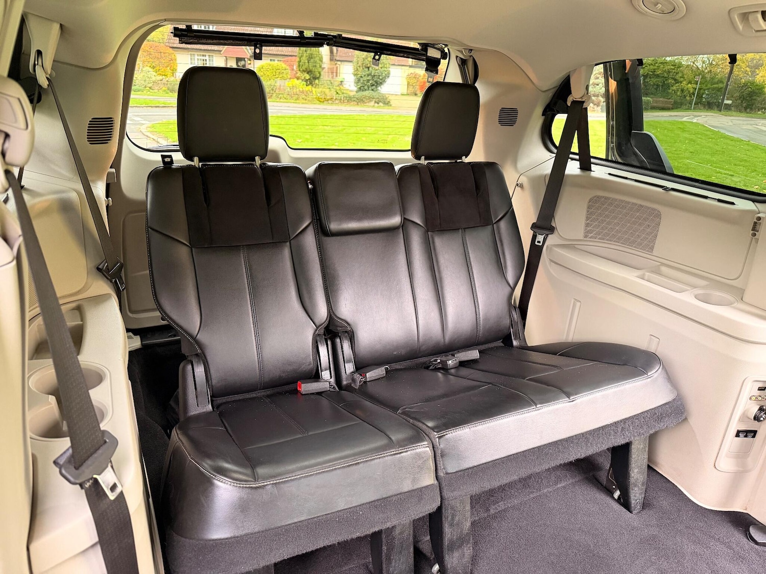 Used Chrysler Grand Voyager 2014 for sale - 76425253: Photo 17