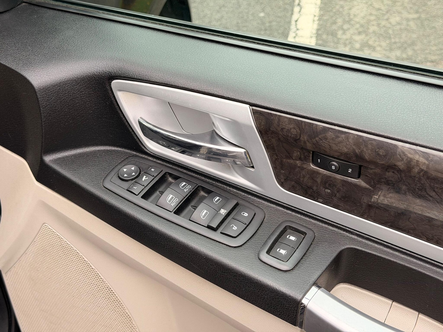 Used Chrysler Grand Voyager 2014 for sale - 76425253: Photo 23