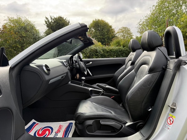 Used Audi TT 2011 for sale - 76099271: Photo 25