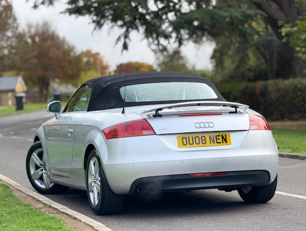 Used Audi TT 2011 for sale - 76099271: Photo 2