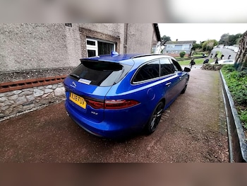 Used Jaguar XF 2018 for sale - 77331336: Photo