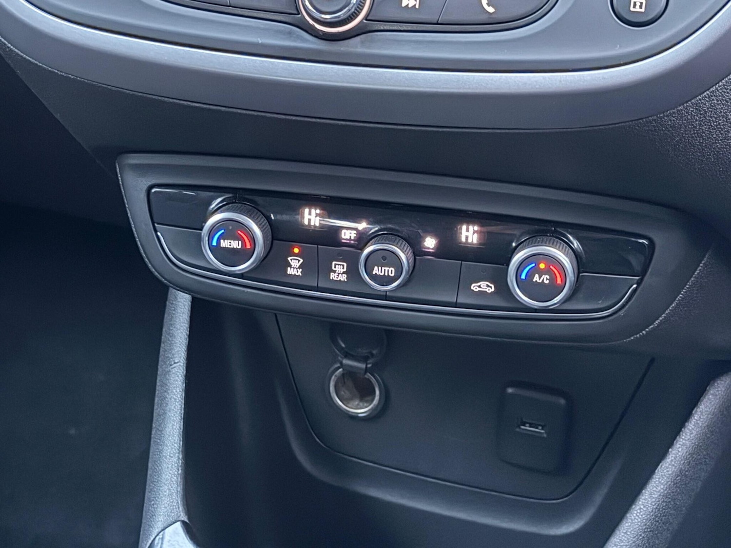 Used Vauxhall Crossland X 2018 for sale - 77029833: Photo 21