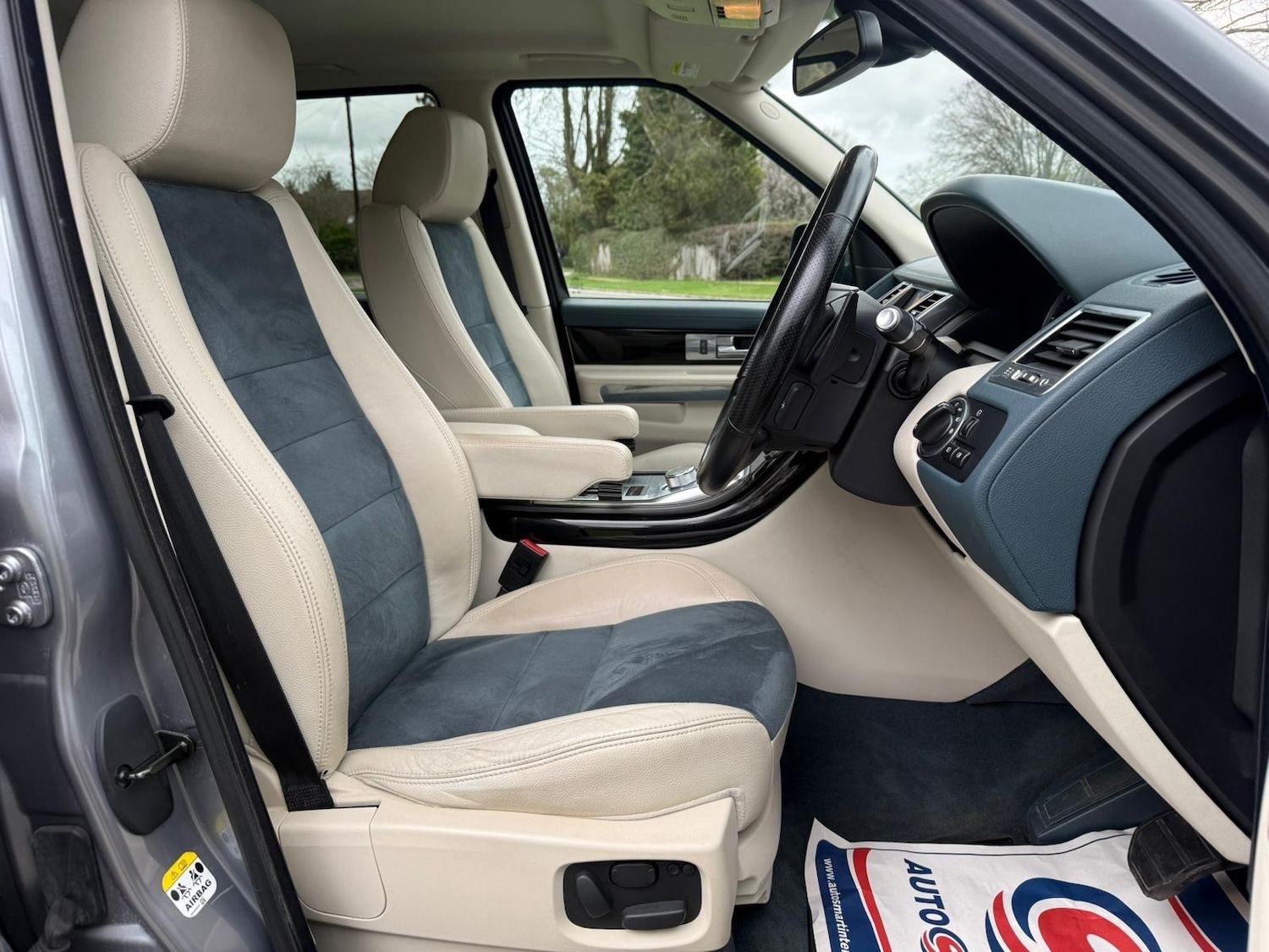 Used Land Rover Range Rover Sport 2012 for sale - 77683043: Photo 12