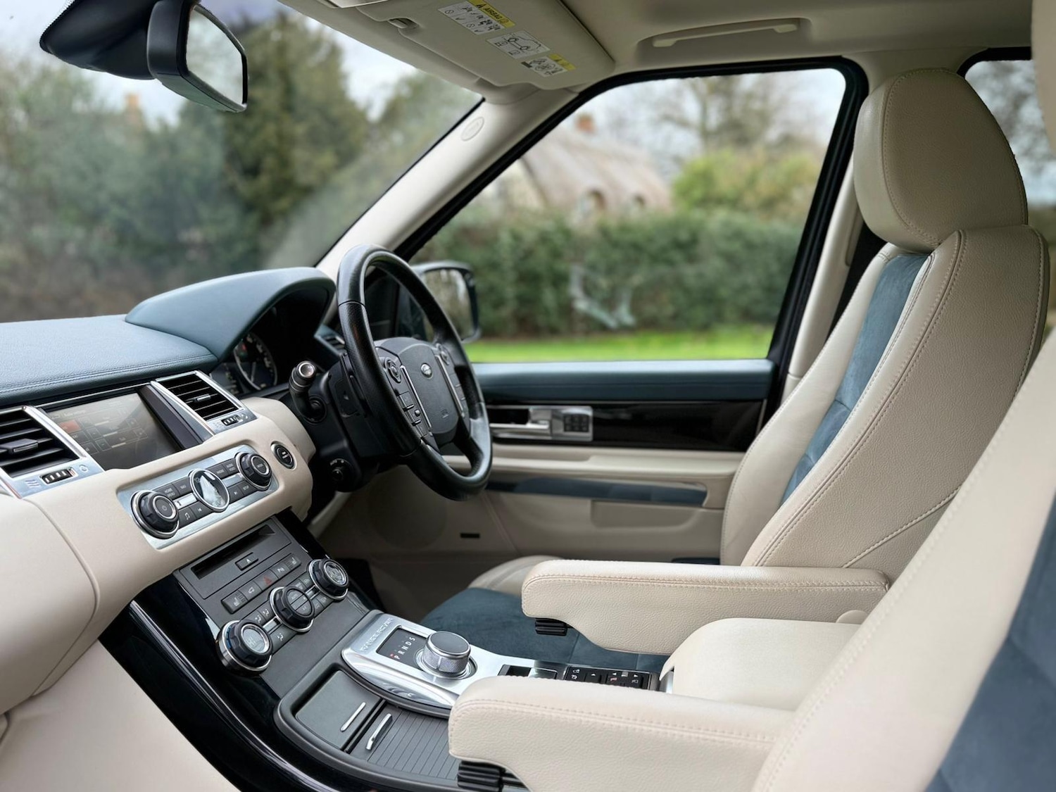 Used Land Rover Range Rover Sport 2012 for sale - 77683043: Photo 17