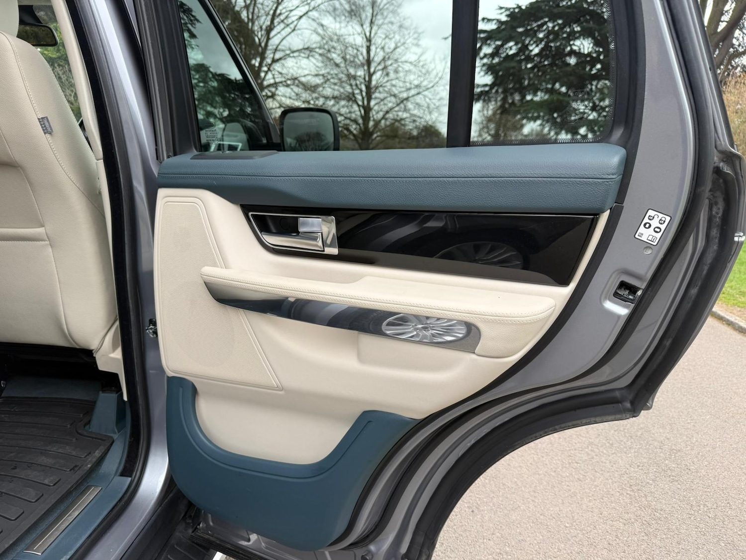 Used Land Rover Range Rover Sport 2012 for sale - 77683043: Photo 41