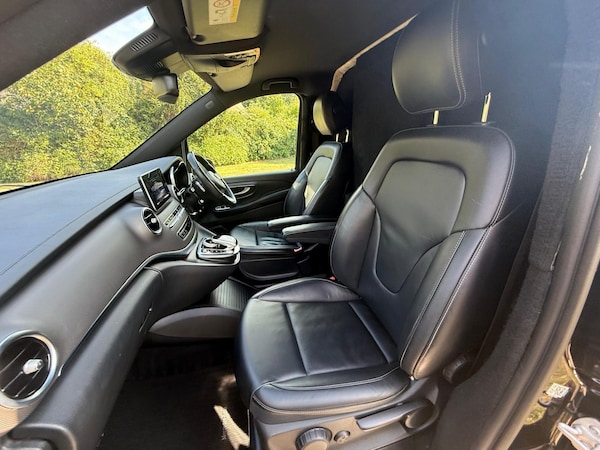 Used Mercedes-Benz V-Class 2018 for sale - 75310178: Photo 11