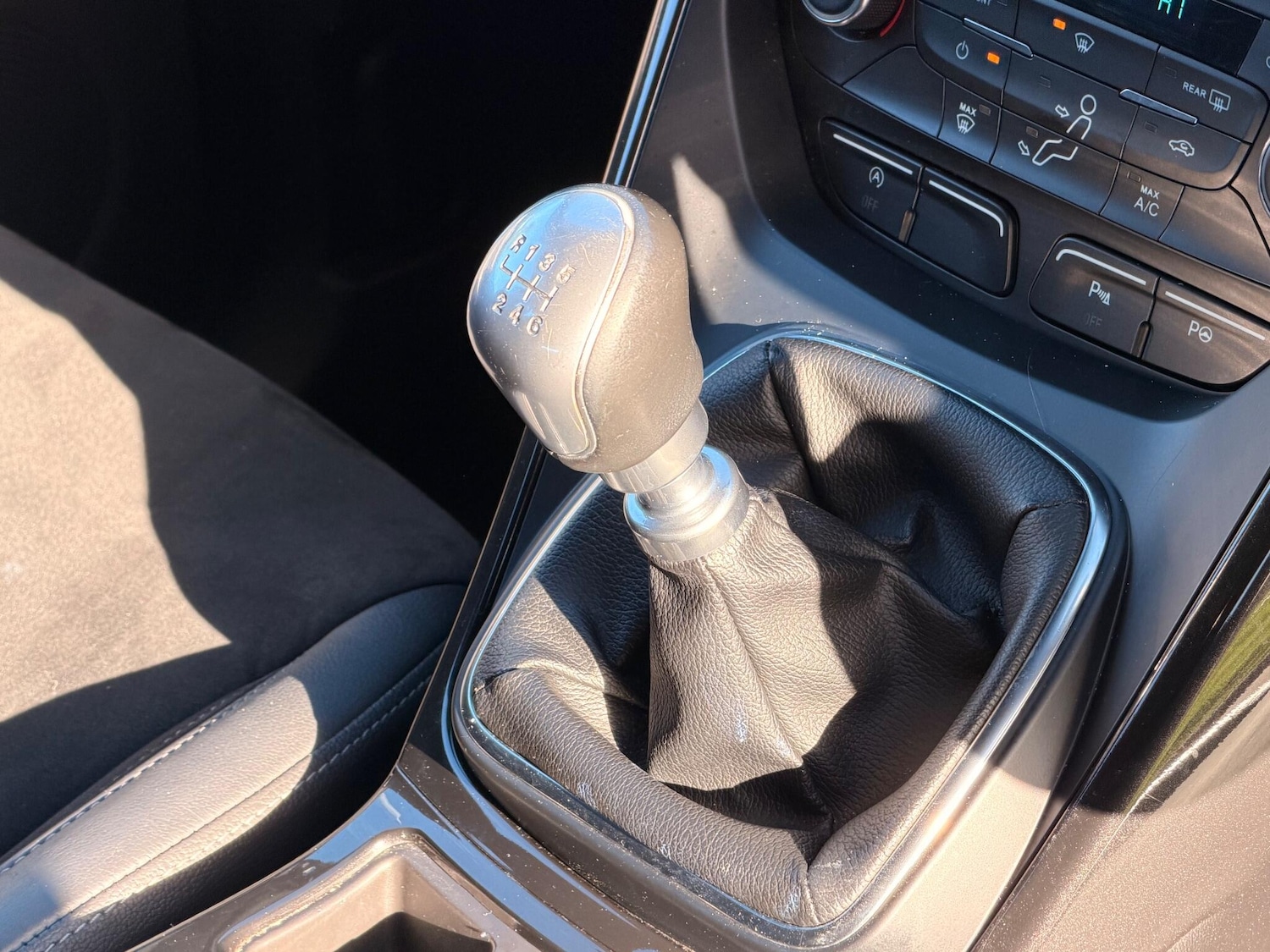 Used Ford Kuga 2017 for sale - 76522042: Photo 28