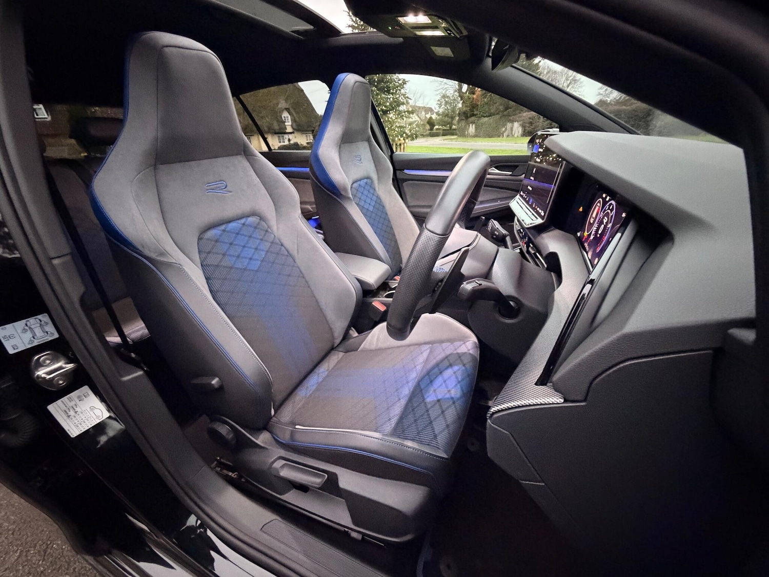 Used Volkswagen Golf 2025 for sale - 77067191: Photo 22