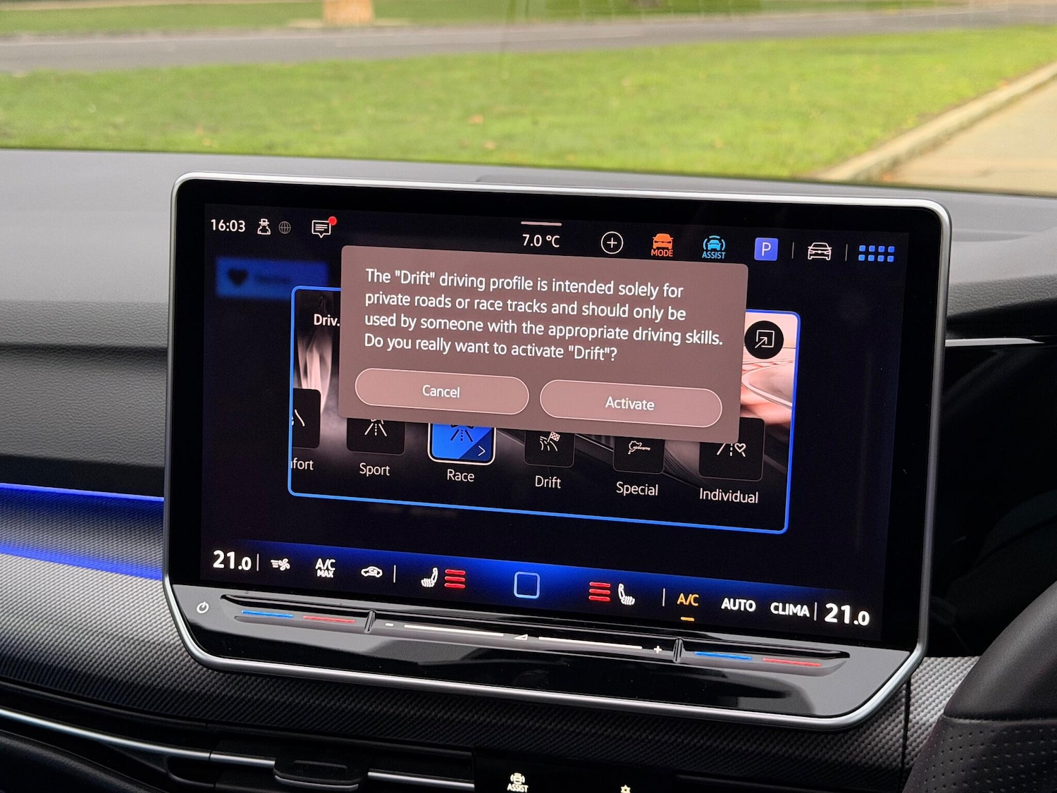 Used Volkswagen Golf 2025 for sale - 77067191: Photo 39