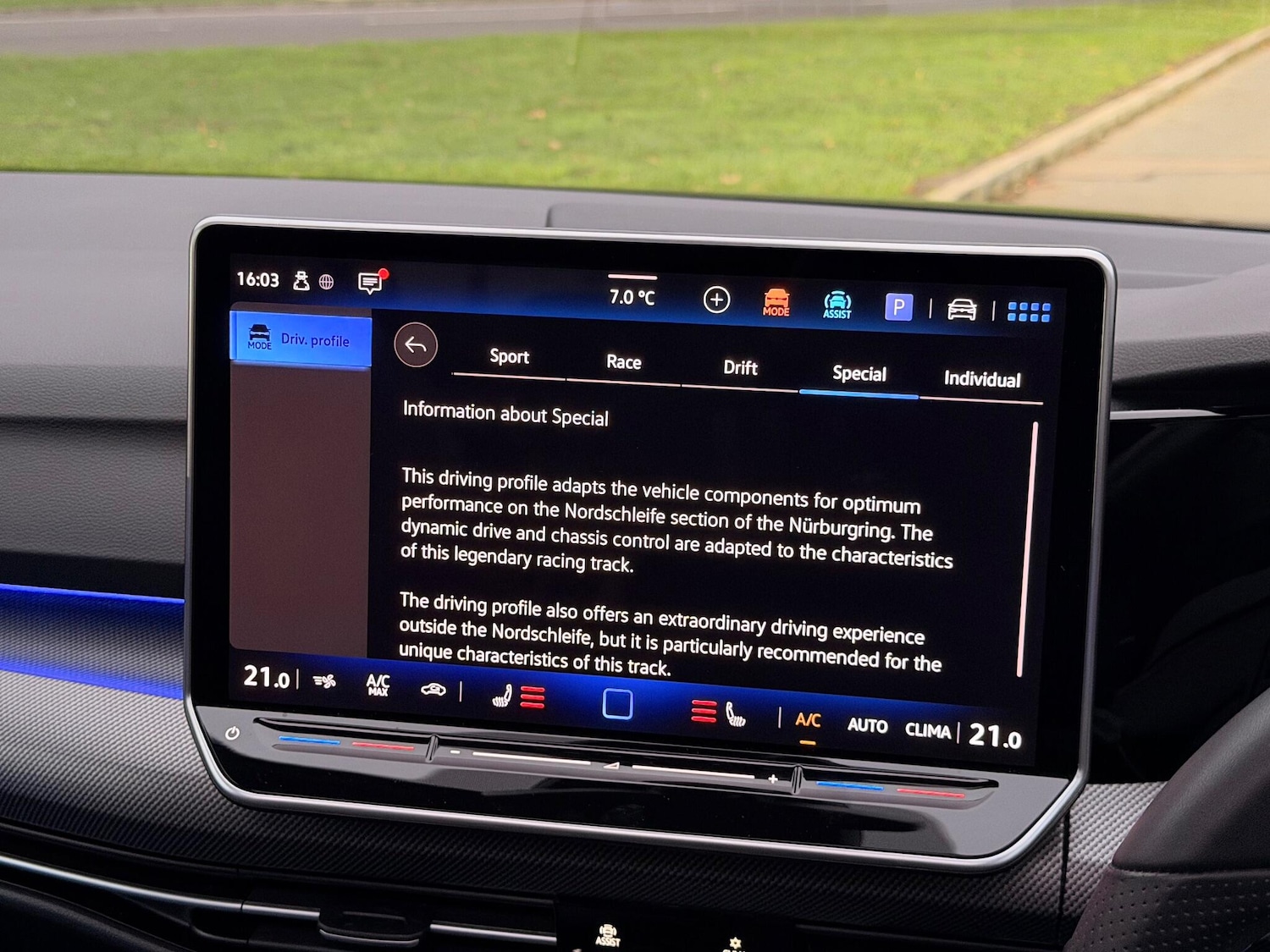 Used Volkswagen Golf 2025 for sale - 77067191: Photo 40