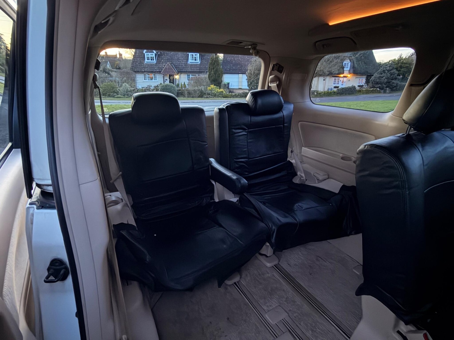 Used Toyota Vellfire 2018 for sale - 77425656: Photo 17