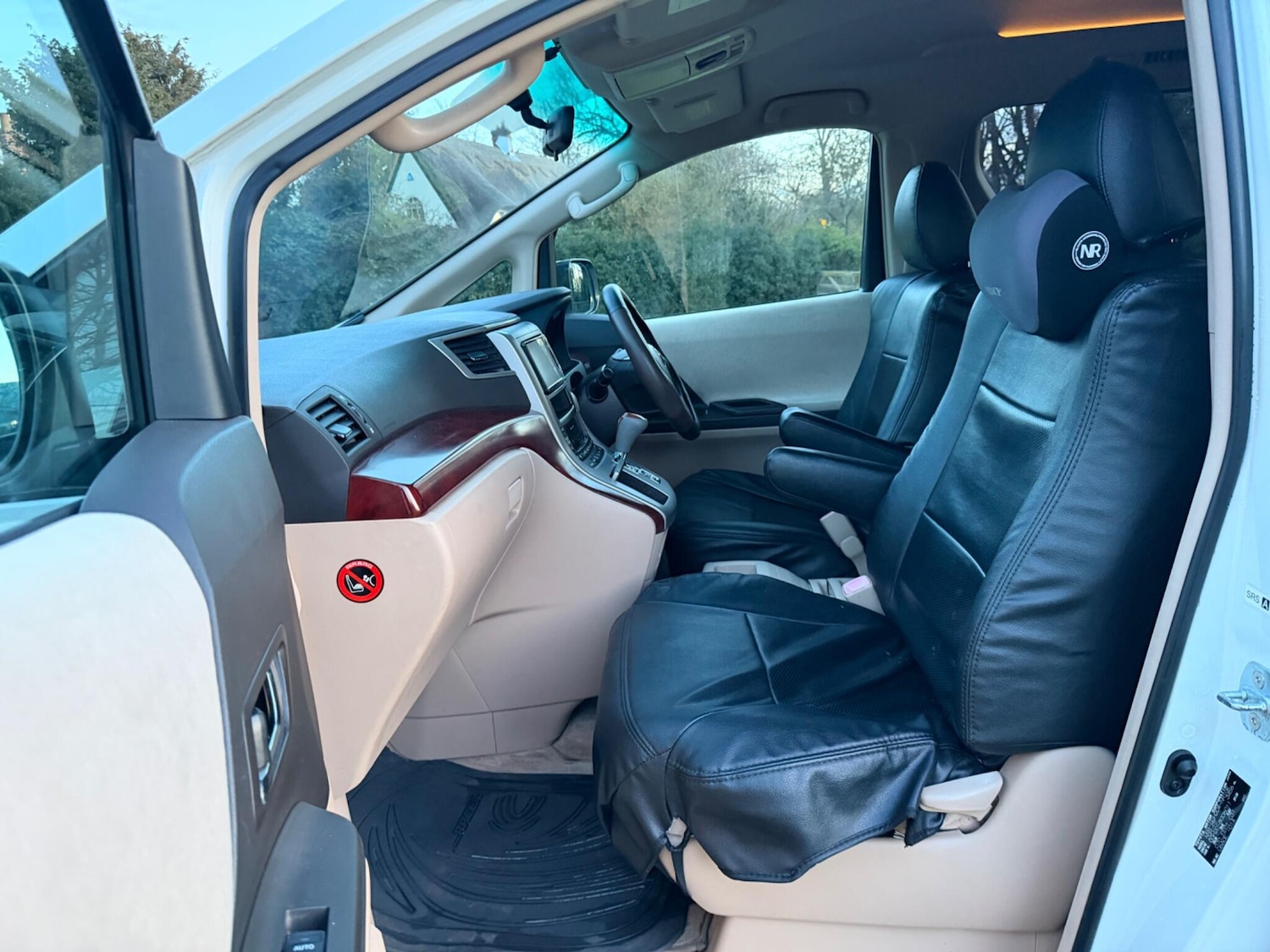 Used Toyota Vellfire 2018 for sale - 77425656: Photo 23