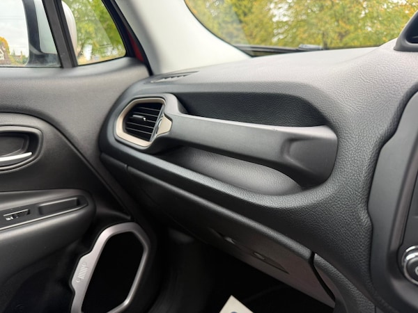 Used Jeep Renegade 2015 for sale - 76175053: Photo 26