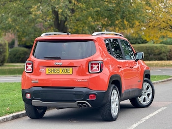 Used Jeep Renegade 2015 for sale - 76175053: Photo 4