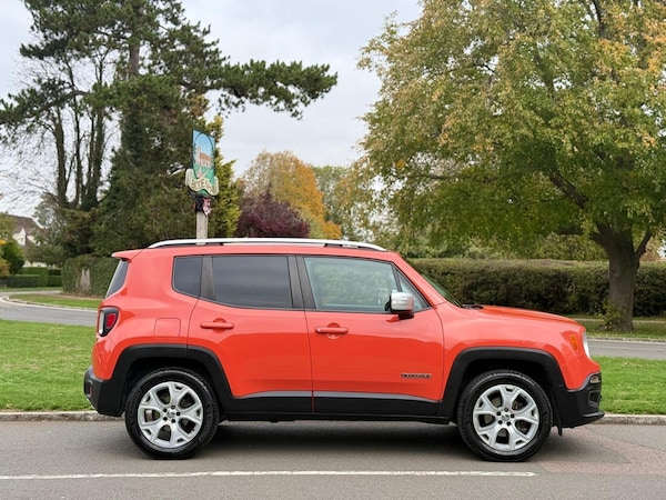 Used Jeep Renegade 2015 for sale - 76175053: Photo 5
