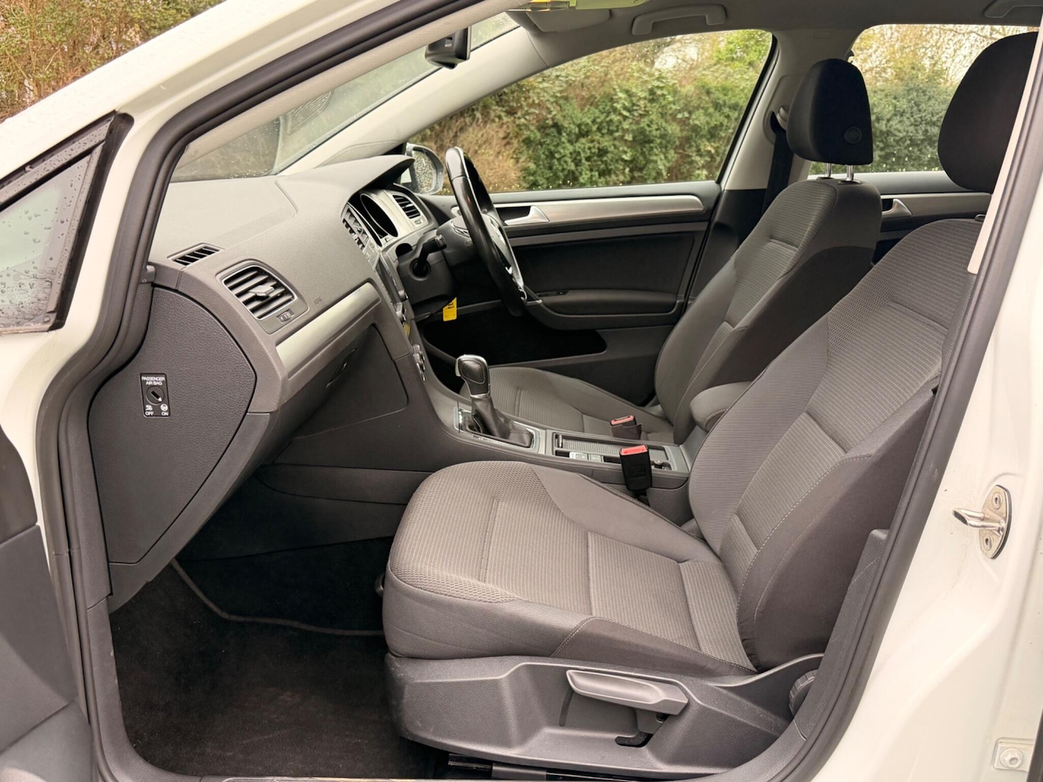 Used Volkswagen Golf 2015 for sale - 77637691: Photo 11